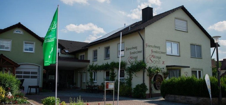 Privatzimmer_Borst__Hausbild__Nordheim.jpg
